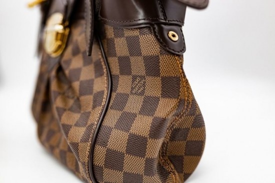 Preowned vintage louis vuitton
